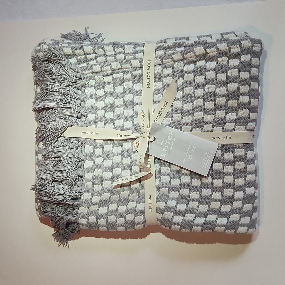 West Elm Loose stitch woven throw handcrafted 100% cotton Throw 50”x60”